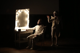 Il testo di Federico Fiorenza, secondo vincitore di &ldquo;Catania premia Catania&rdquo;, in scena stasera