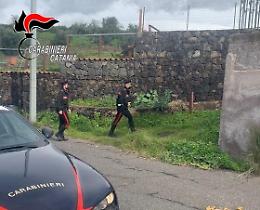 Picchia la moglie ancora una volta nel Catanese: la figlia chiama i carabinieri
