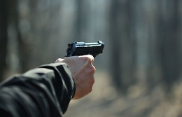 Rissa tra famiglie a colpi di pistola: padre e figlio feriti nel Palermitano, un fermato