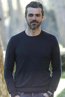 Torna Luca Argentero, a "Doc" arriva il Covid