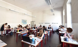Maturità: è ufficiale, tornano gli scritti (italiano e seconda prova). La rabbia degli studenti: «Così no»