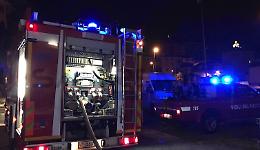 A fuoco azienda che produce plastica a Balestrate: per i carabinieri il rogo è doloso