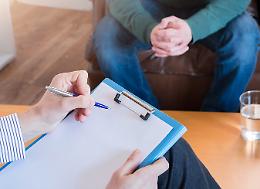 Sì nella notte al bonus psicologico da 600 euro: ecco come funziona