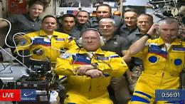 Astronauti russi con i colori dell'Ucraina: è solo un caso?