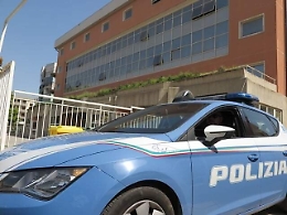 Siracusa, tentano uno scippo: due minori arrestati