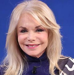 Maria Giovanni Elmi, una "fatina" di 81 anni e 50 di carriera: &laquo;Ho dato buca ad un famoso attore&raquo;