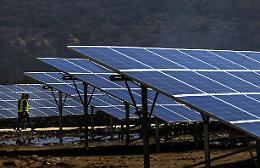 Rinnovabili: Iea,nel 2022 record capacità nel mondo a 320 Gw