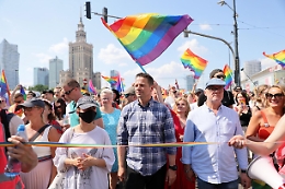 Polonia: polacchi e ucraini nella Gay Pride a Varsavia