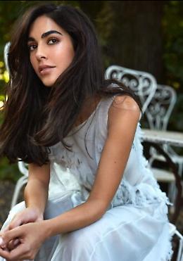 Venezia, Rocio Munoz Morales è la madrina della Mostra del cinema