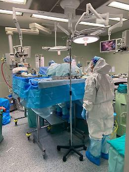 Trapianto di fegato collegato al cuore: salva bimba 5 anni