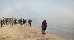 Capodanno: a Bari cittadini fanno il bagno, c'è anche il sindaco