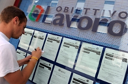 Istat: a dicembre +334mila occupati, +37mila sul mese