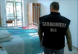 Taormina, nella struttura di assistenza 17 degenti in più rispetto all'autorizzazione: denunciati i titolari