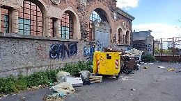 Catania: scempio alle spalle di uno dei pi&ugrave; pregevoli monumenti del barocco mondiale