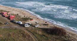 Naufragio Cutro, trovati altri corpi in mare: bilancio delle vittime sale a 86