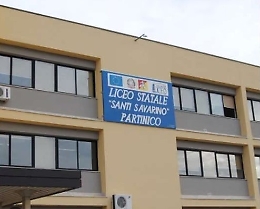 Partinico, la marcia indietro del Comune: ritirata la mozione contro il liceo intitolato a Impastato
