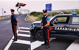 Mineo, botte alla madre per farsi dare 100 euro: arrestato 22enne