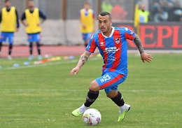 Calcio, il Catania conferma otto giocatori della scorsa stagione