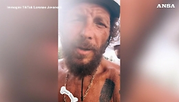 Jovanotti cade dalla bici e si rompe il femore