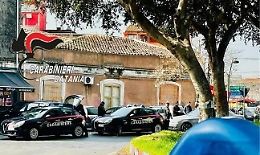 Catania, a San Cristoforo stesso appartamento stesso spaccio di droga: due arresti