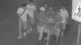 Minacce col coltello alla ragazza che ha denunciato lo stupro di gruppo: è coinvolta anche la madre di un indagato