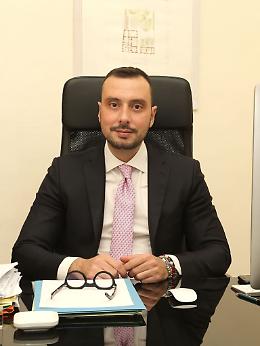 Volo Roma-Catania in ritardo di 8 ore. Zammataro (Codici): «Passeggeri lasciati al proprio destino»