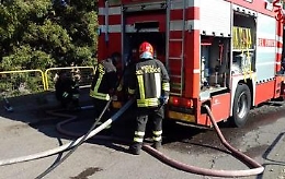 Acireale: fa rifornimento con la sigaretta accesa e viene travolta da una fiammata, donna ha gravi ustioni