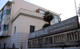 Operatori del 118 aggrediti dai parenti di una donna deceduta: restano "chiusi" in ospedale
