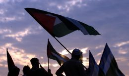 Le piazze la politica e i bambini di  Gaza
