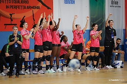 Pallamano: dopo i successi in European Cup l'Erice si rituffa in campionato, oggi le trapanesi di scena in Trentino