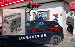 Misterbianco, fuga nella notte: carabinieri mandano in fumo la "spaccata" al distributore