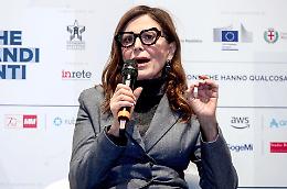 Individuato l'autore delle minacce social alla ministra Santanché: «Ringrazio le forze dell'ordine»