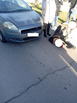 Vittoria, scontro auto-bici: un ferito