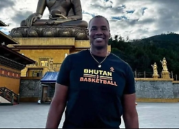 “Non resterò a guardare”: Collins dell'Nba racconta la sua battaglia contro un glioblastoma al quarto stadio