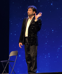 Io vergine, tu pesci? L'oroscopo comico per ridere del 2026