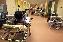 Sicilia, febbre alta: l&rsquo;influenza A(H3N2) &ldquo;K&rdquo; piega i pronto soccorso. E l&rsquo;ondata non &egrave; finita