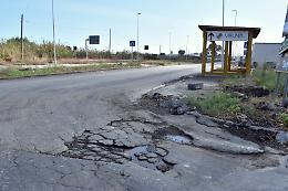 Zona industriale di Catania, stop a buche e allagamenti: lavori in vista sul 90 per cento delle strade da rifare