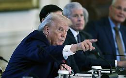 Trump: &laquo;Prenderemo la Groenlandia "con le buone o con le cattive" e decideremo chi sfrutta il petrolio del Venezuela