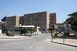 L&rsquo;appello disperato di una madre: &laquo;Mio figlio rischia di morire in cella&raquo;