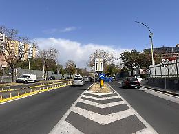 Via Santa Sofia, adesso si cambia. L'assessore: &laquo;S&igrave; alla corsia per le ambulanze, ma vietato &ldquo;toccare&rdquo; il Brt&raquo;