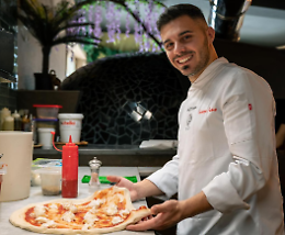Giuseppe Pavone, un pizzaiolo moderno nel rispetto della tradizione: &laquo;Farine scelte, giuste lievitazioni e tanto amore i miei segreti&raquo;