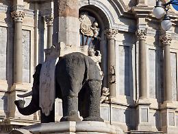 Catania, svegliati dal torpore di chi pensava che tutto qui andasse bene 