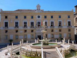 Palermo, «riscossione dei tributi ai privati». I retroscena e i dettagli dell'esposto contro Lagalla