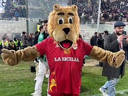 Diecimila in festa al San Filippo: «Il Messina tornerà grande»