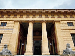 All’Orto botanico le eterne colonne in piedi dai romani alla cattedrale