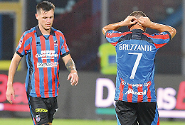 Due sberle per cominciare, Catania confuso e infelice
