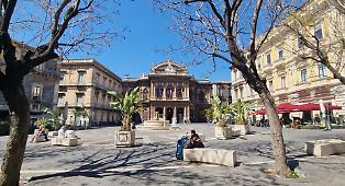 Il teatro Massimo Bellini chiuso fino a fine anno: ecco i dettagli