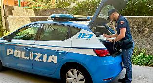 Ciclista scalzo e senza casco su una bici lungo la tangenziale di Catania: sanzionato