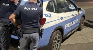 Rapina notturna ad un distributore di carburanti sull'Asse dei Servizi: fuggono con 100 euro