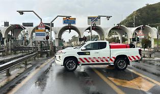 Fortissime raffiche di vento, chiusa l'autostrada A18 tra Giarre e Messina